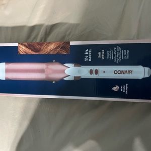 CONAIR 1 1/2 in Curling Iron
